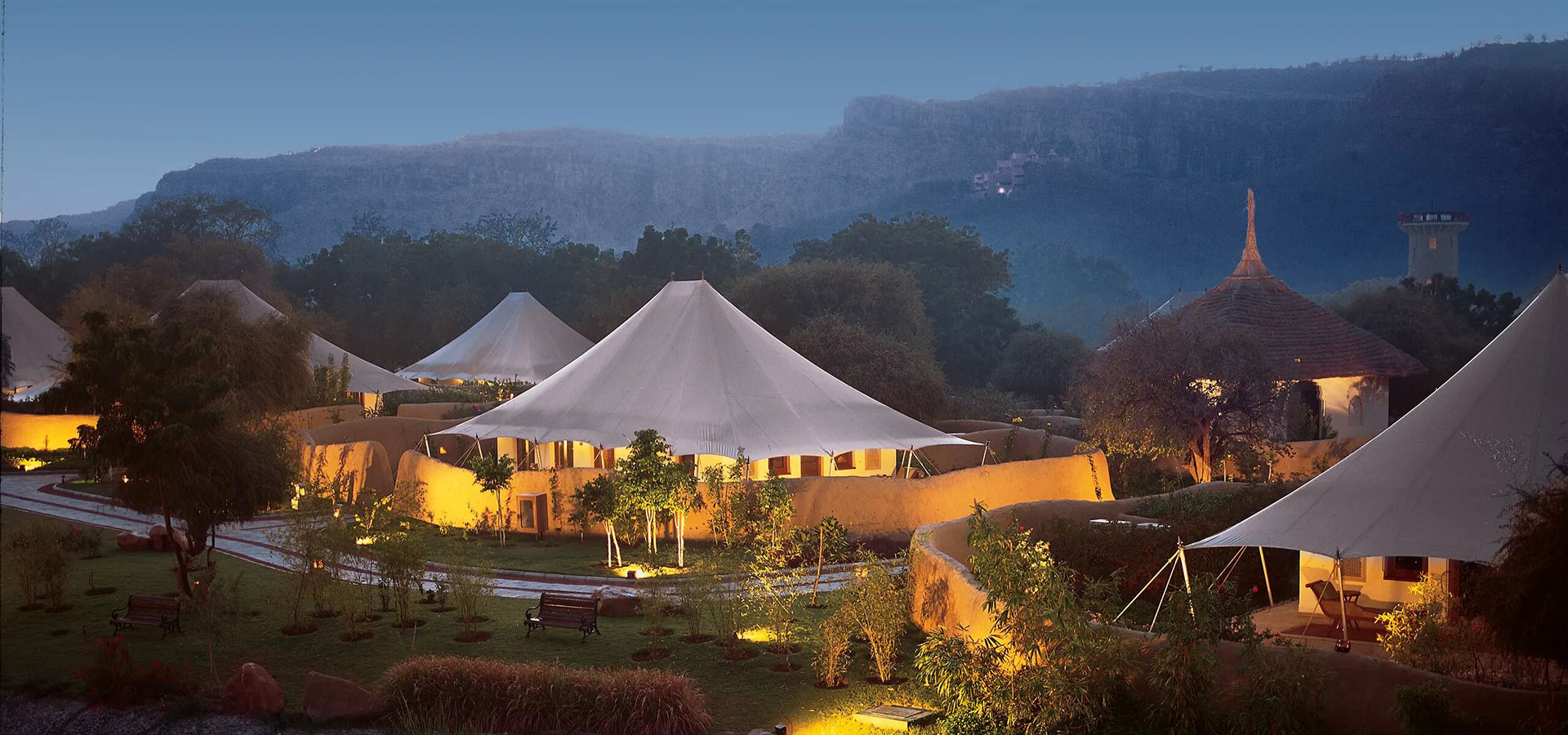 oberoi vanyavilas safari